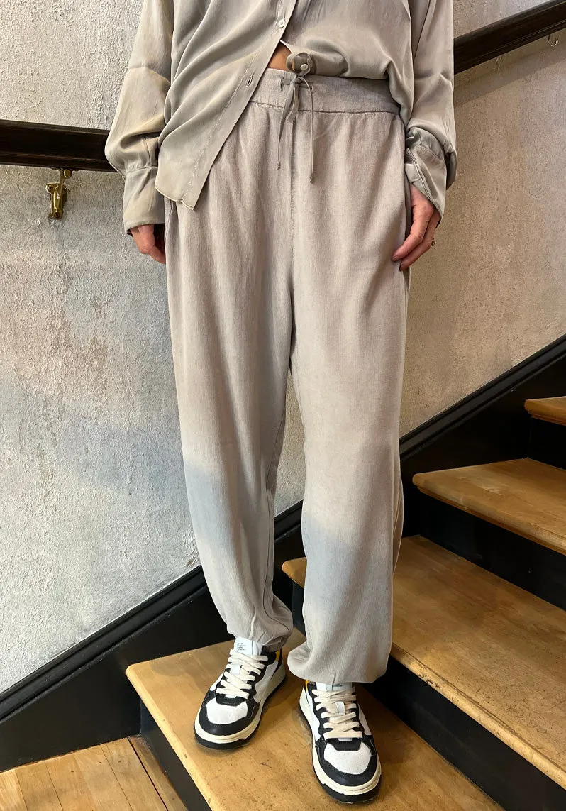 Comfort Fit Pants - Taupe