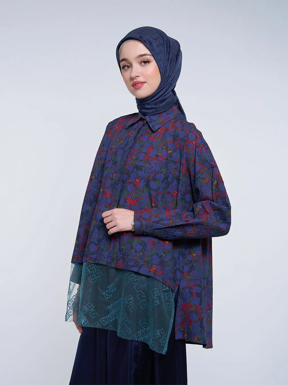 DANILA LACE TOP NAVY