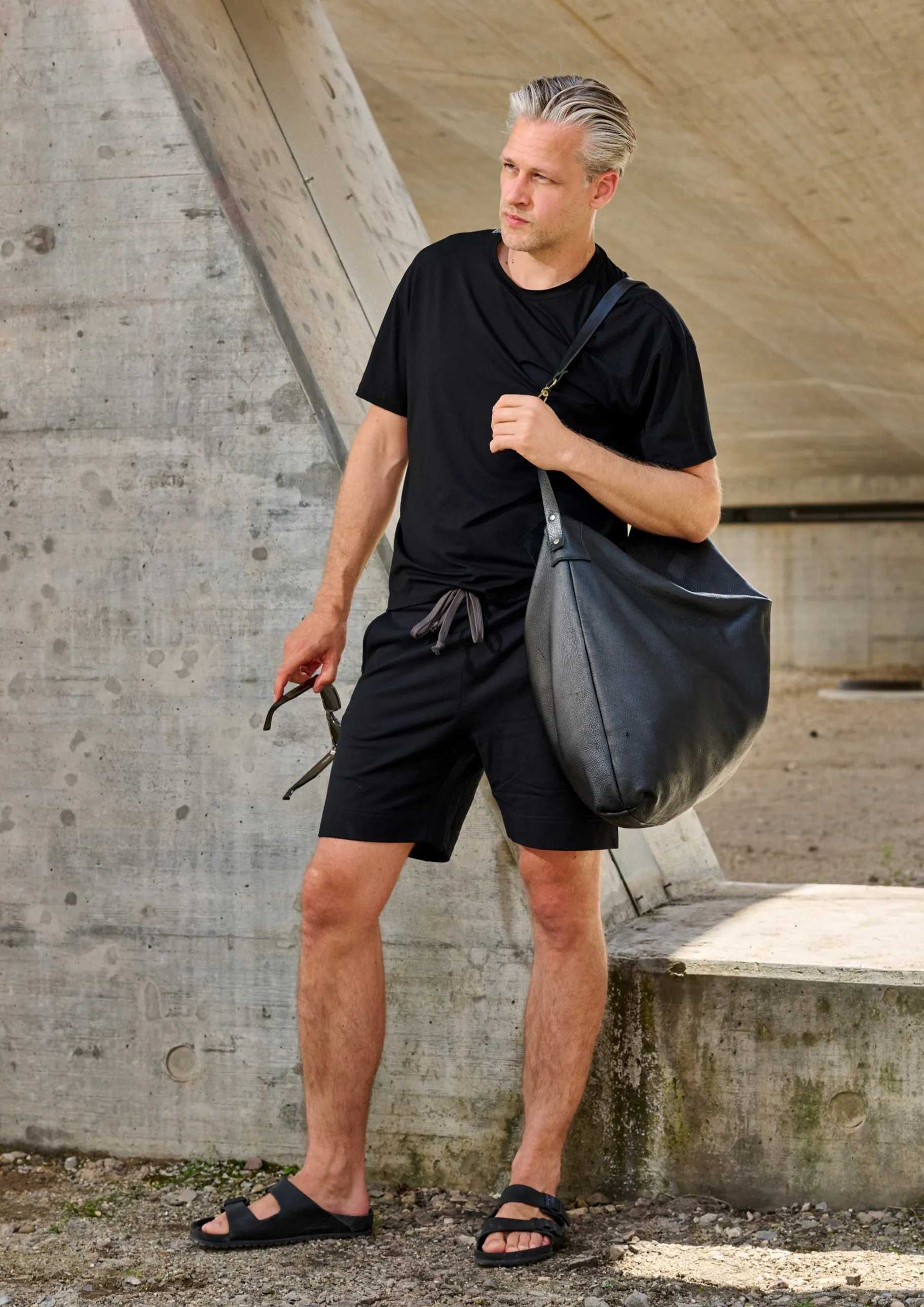 JOGGING SHORTS - 1029C - BLACK