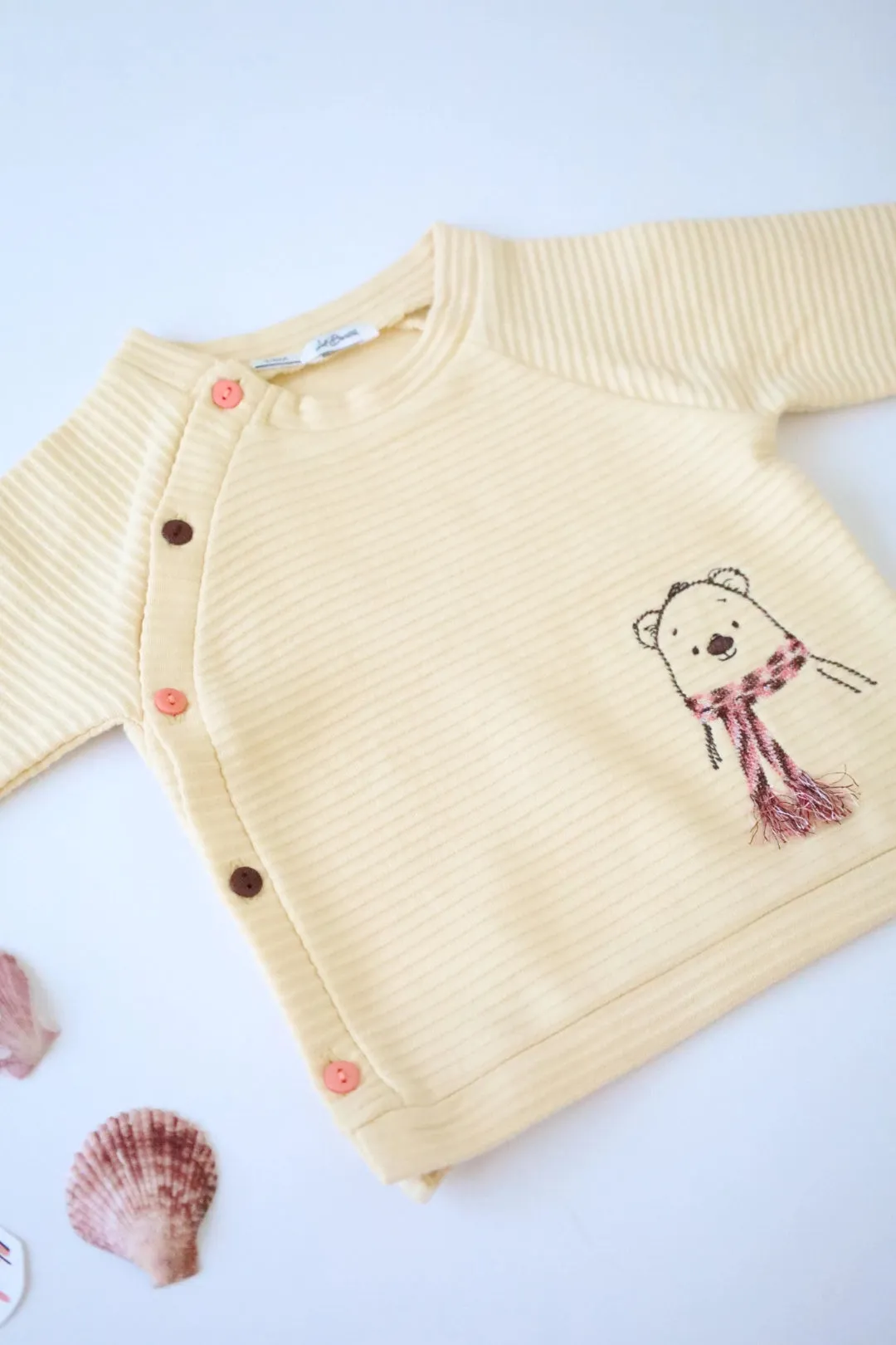 Winnie-Newborn Baby Sweater